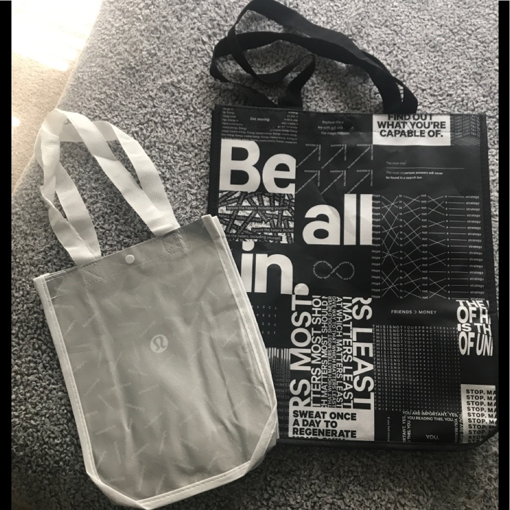 2 lululemon bags (1 large & 1 small)